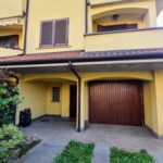 VILLA A SCHIERA DI TESTA
